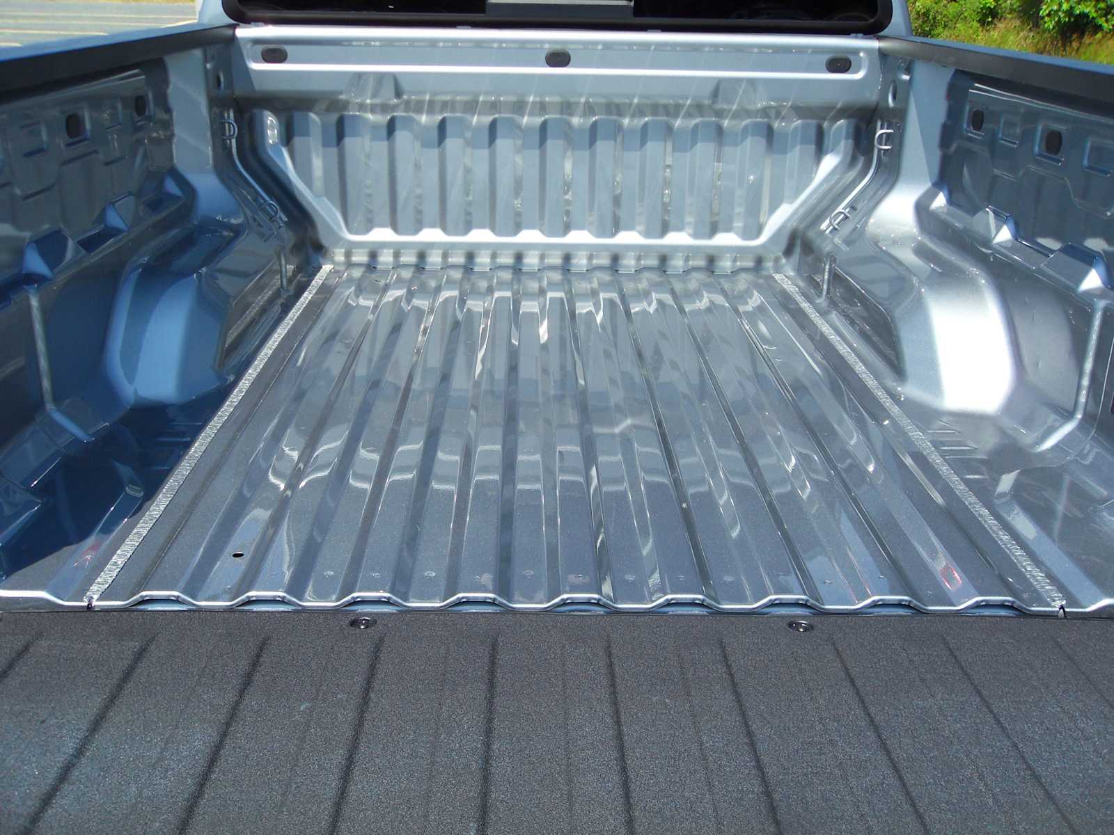 Vehicle image 11 of 36