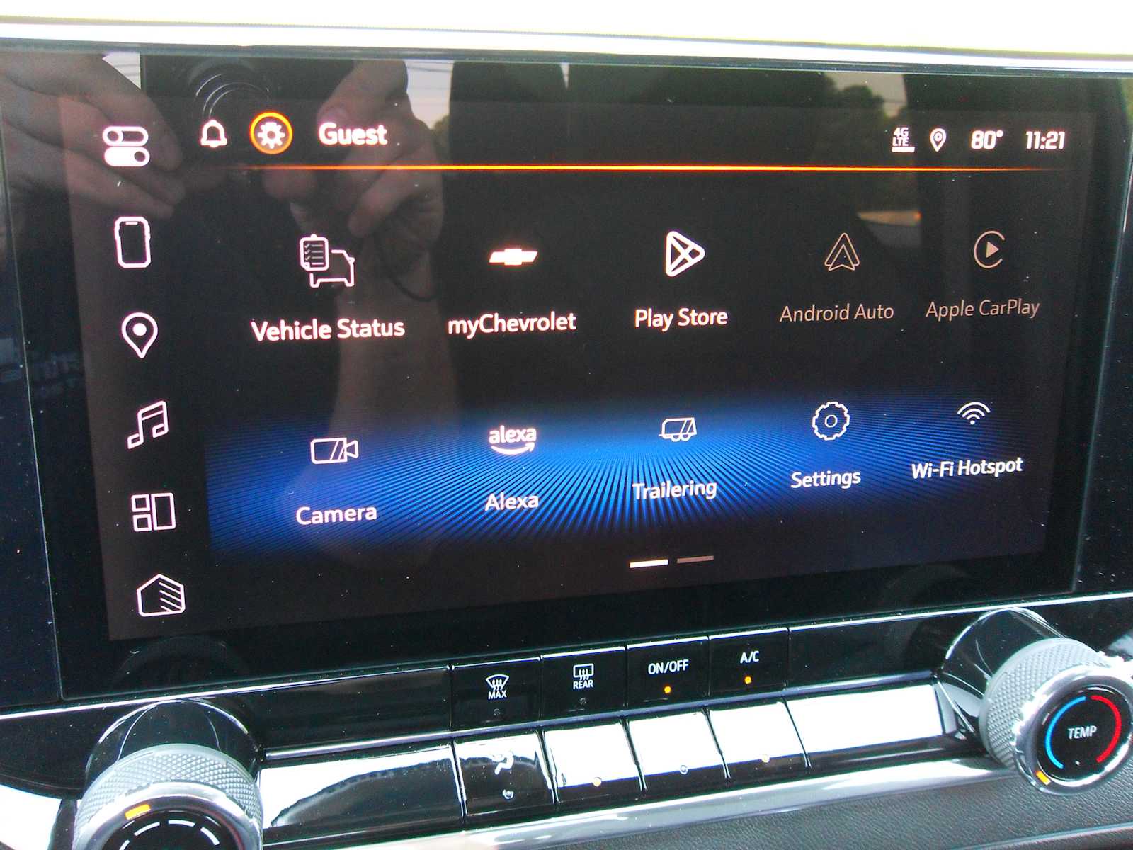 Vehicle image 22 of 36