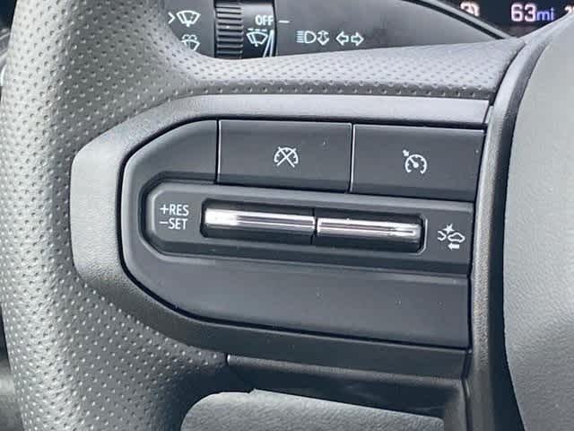 Vehicle image 10 of 21