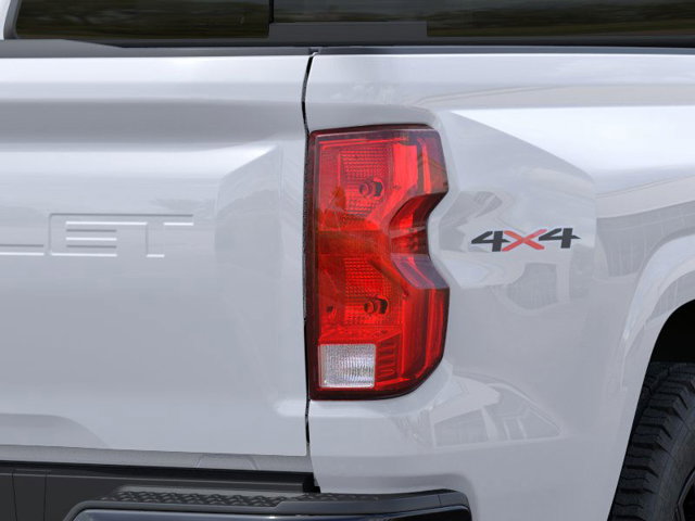 Vehicle image 11 of 24