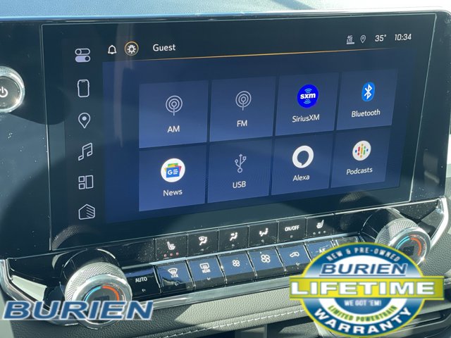 Vehicle image 21 of 41