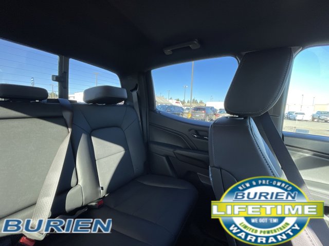 Vehicle image 15 of 41
