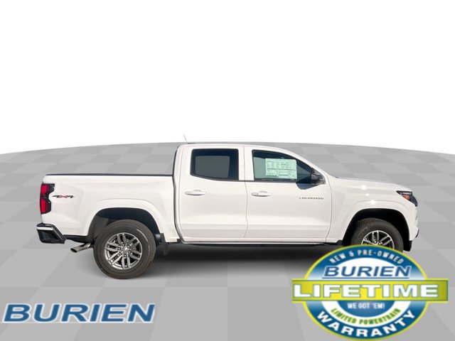 Vehicle image 5 of 41