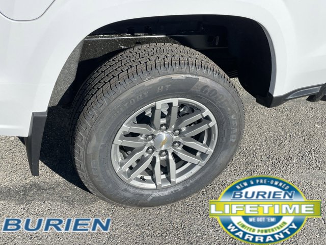 Vehicle image 40 of 41