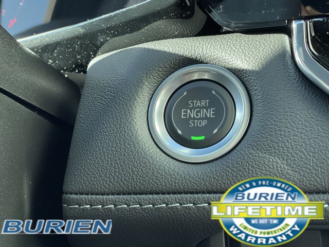 Vehicle image 25 of 41