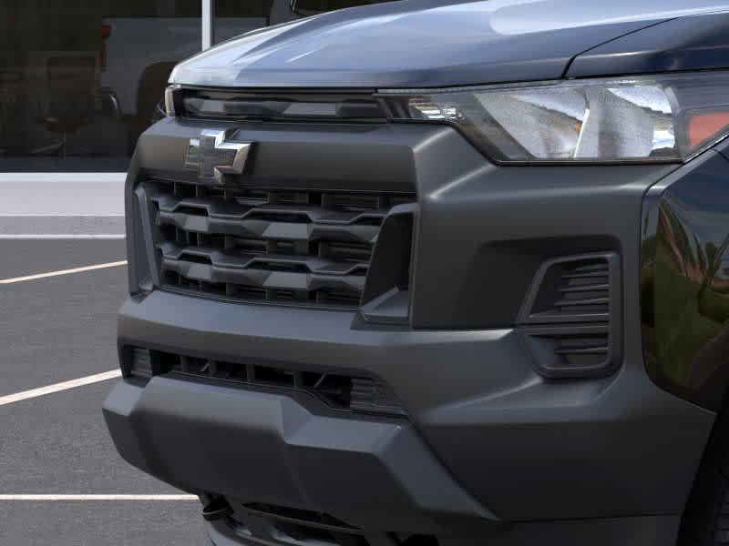 Vehicle image 13 of 24
