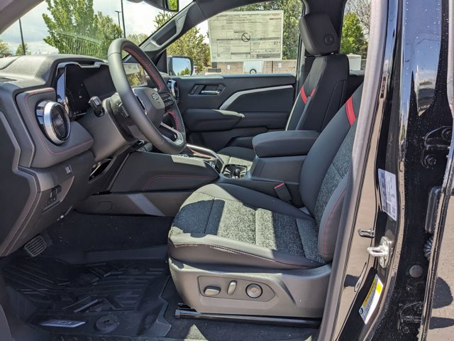 2025 Chevrolet Colorado Z71 Image 11 of 20