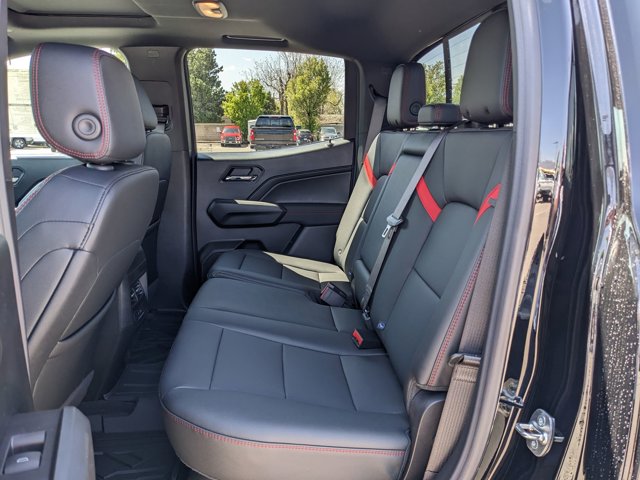 2025 Chevrolet Colorado Z71 Image 10 of 21