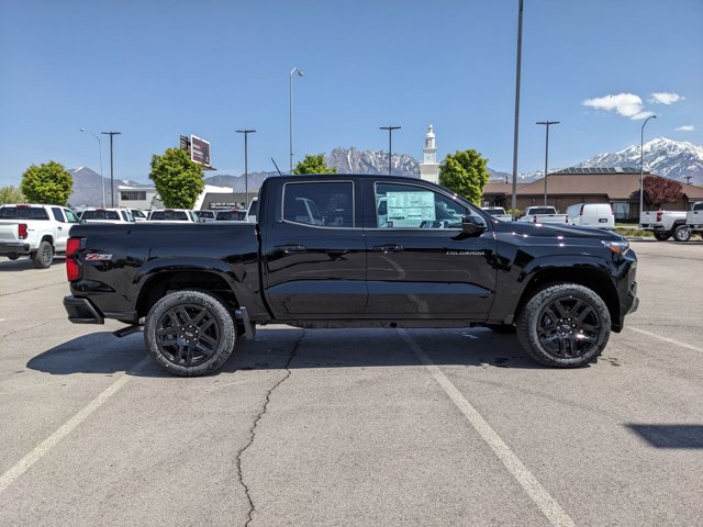 2025 Chevrolet Colorado Z71 Image 4 of 21