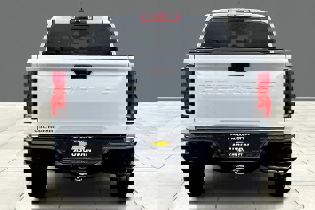 Vehicle image 3 of 14