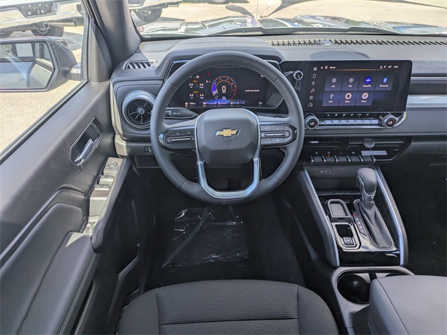 Vehicle image 15 of 34