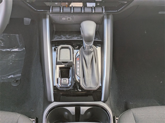 Vehicle image 26 of 34