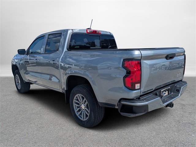 Vehicle image 8 of 34