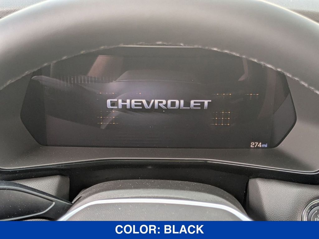 2025 Chevrolet Colorado LT Image 17 of 37