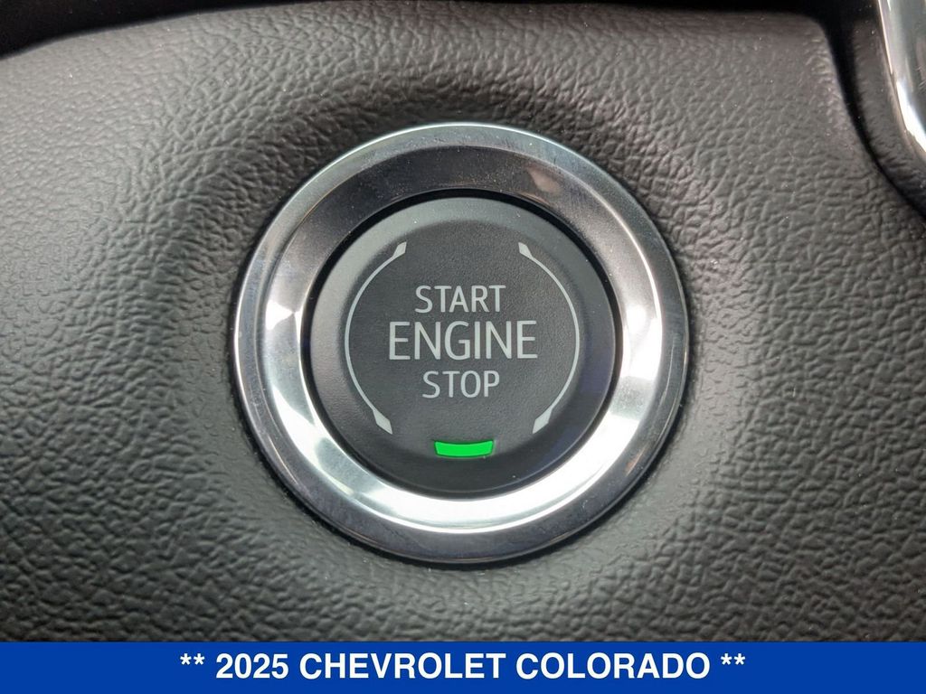 2025 Chevrolet Colorado LT Image 29 of 37