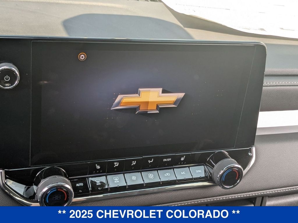 2025 Chevrolet Colorado LT Image 23 of 37
