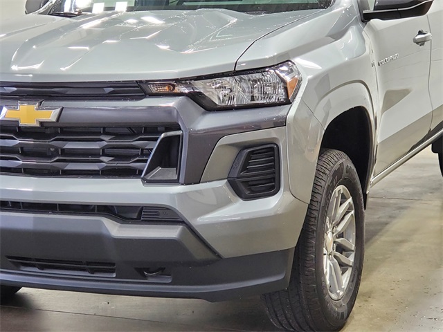 2025 Chevrolet Colorado LT Image 3 of 29
