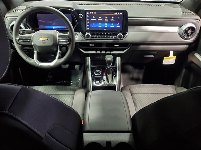 2025 Chevrolet Colorado LT Image 17 of 29