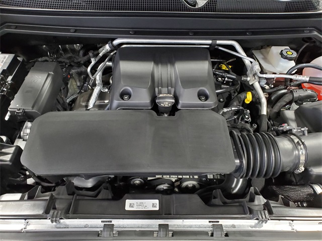 2025 Chevrolet Colorado LT Image 10 of 29