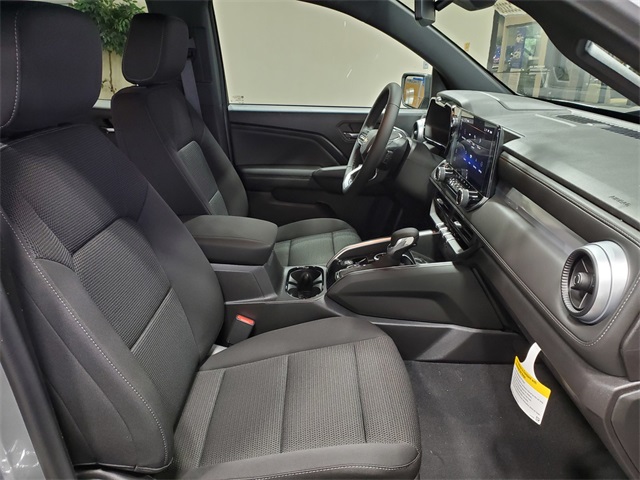 2025 Chevrolet Colorado LT Image 16 of 29