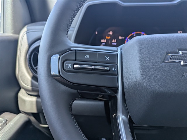 Vehicle image 18 of 34