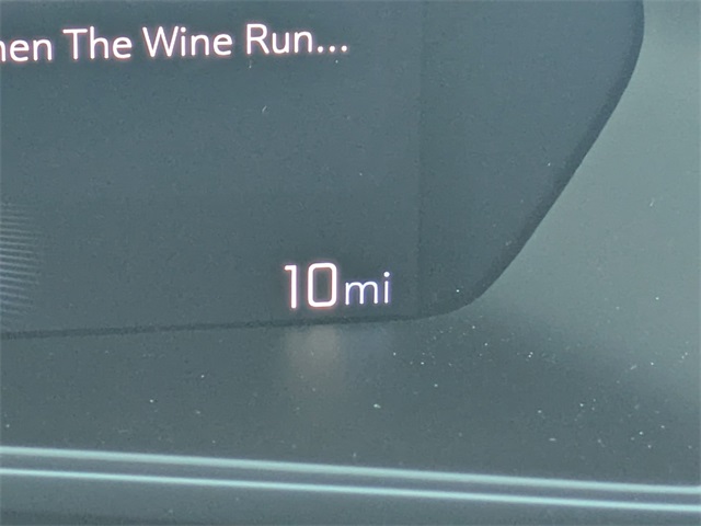 Vehicle image 20 of 34