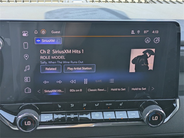 Vehicle image 23 of 34