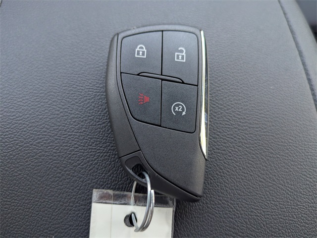 Vehicle image 28 of 34
