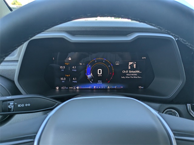 Vehicle image 19 of 34
