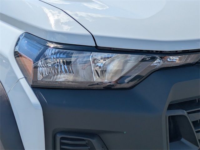 Vehicle image 33 of 34
