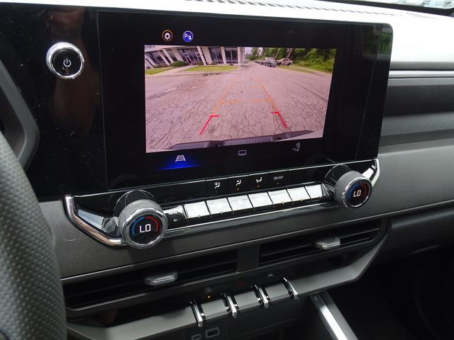 2025 Chevrolet Colorado 4WD Trail Boss Image 18 of 27