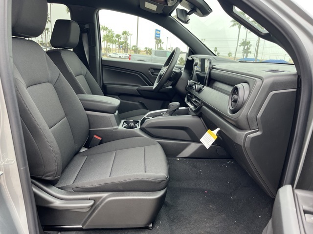 2025 Chevrolet Colorado 4WD Trail Boss Image 12 of 23