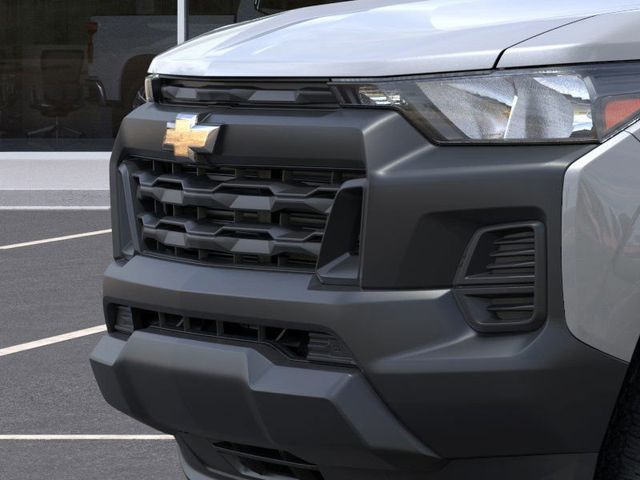 Vehicle image 13 of 24
