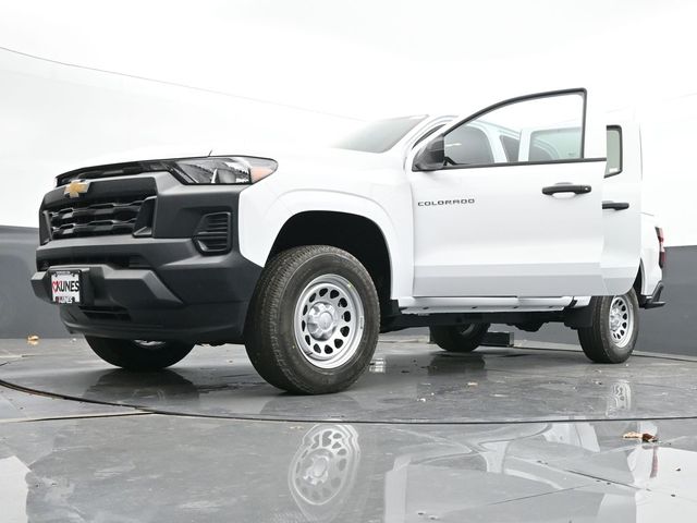 Vehicle image 23 of 67