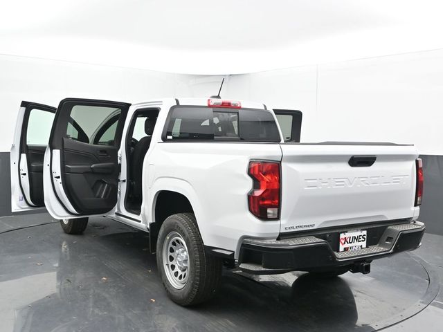 Vehicle image 43 of 67