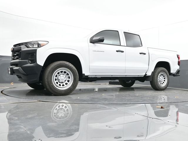 Vehicle image 27 of 67