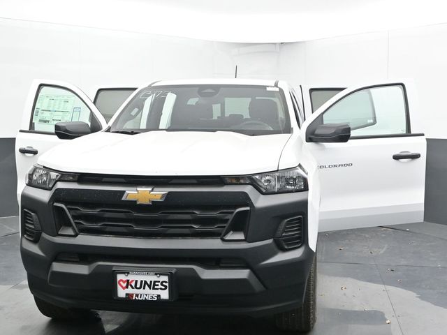 Vehicle image 8 of 67