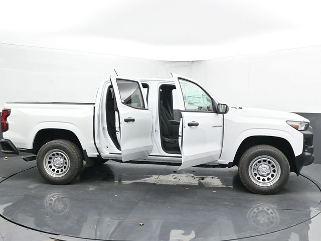 Vehicle image 15 of 67