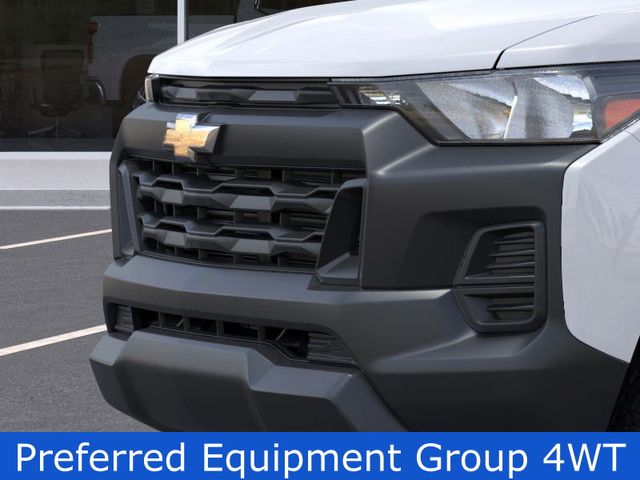 Vehicle image 13 of 24