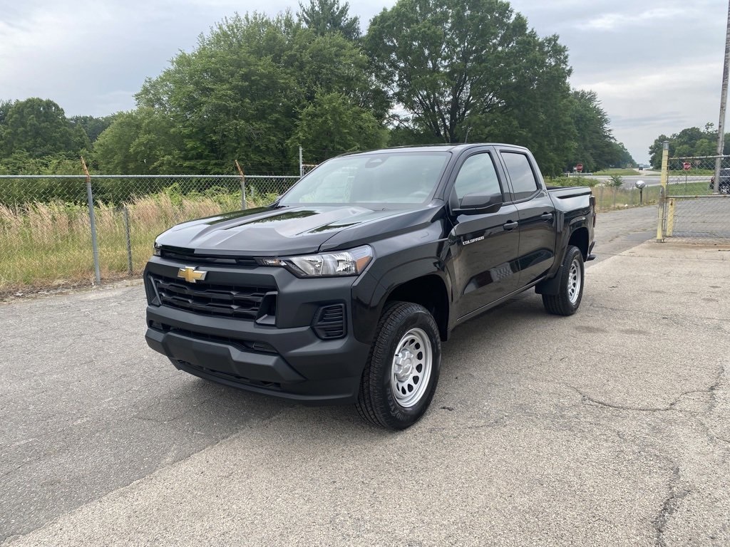 Vehicle image 1 of 32