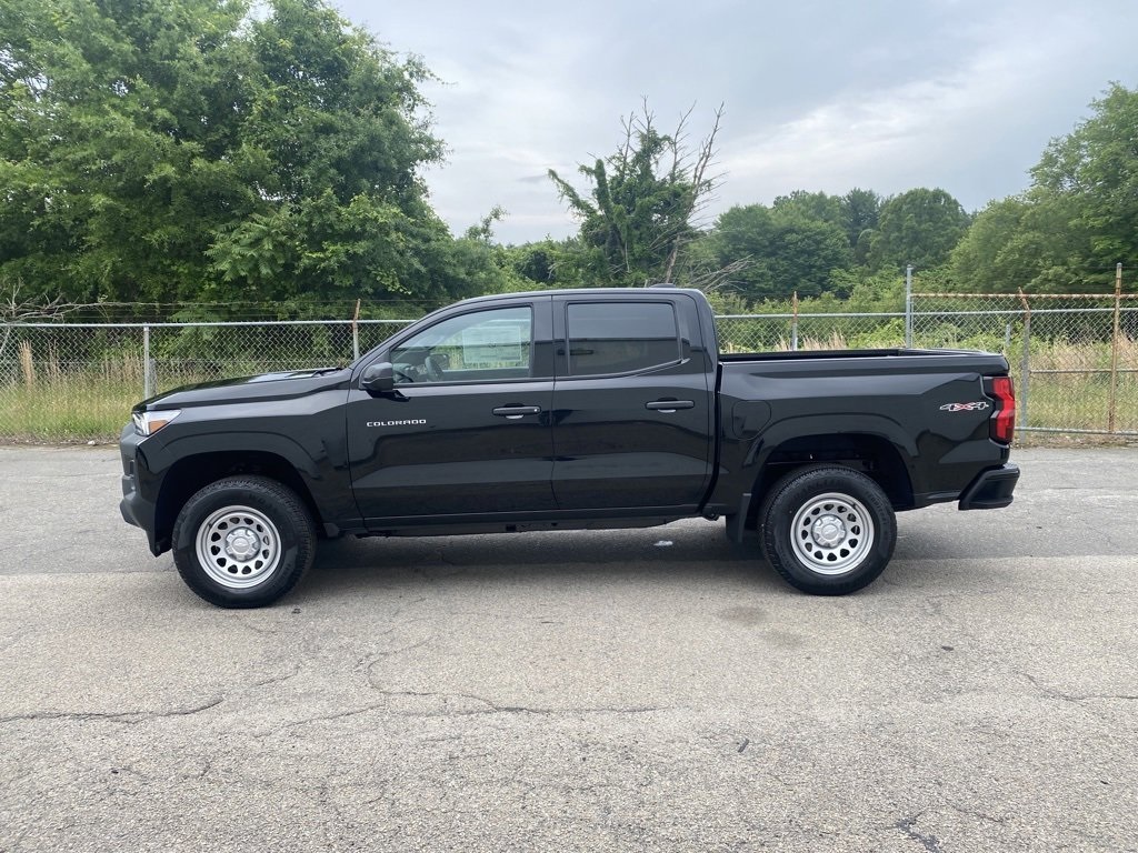 Vehicle image 9 of 32