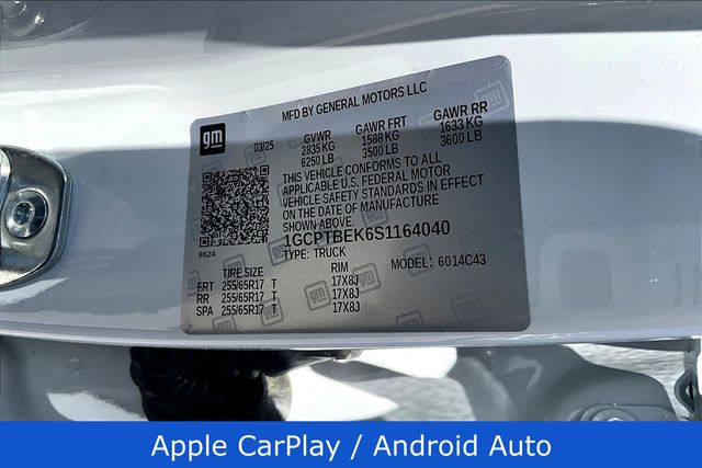 Vehicle image 8 of 24