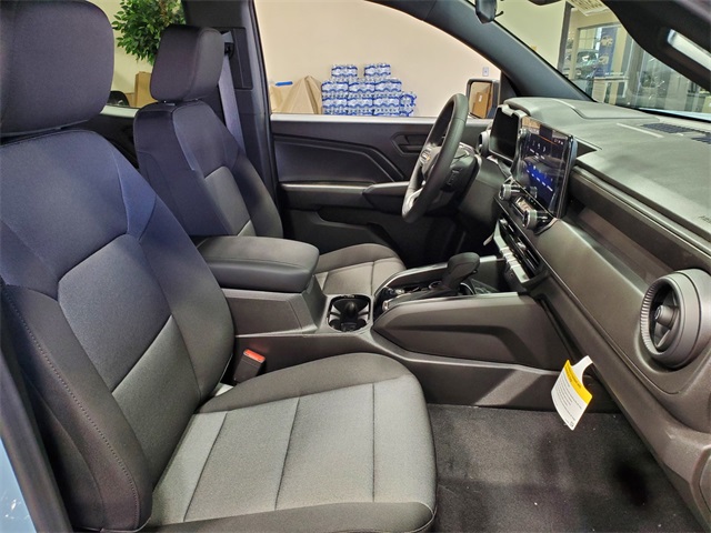 2025 Chevrolet Colorado Work Truck Image 16 of 29