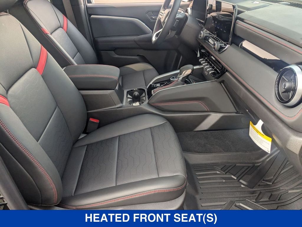 2025 Chevrolet Colorado Z71 Image 14 of 42