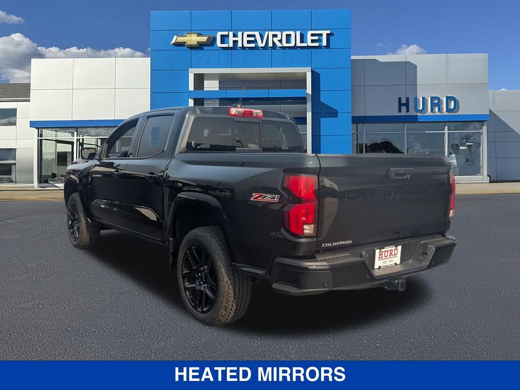 2025 Chevrolet Colorado Z71 Image 7 of 42