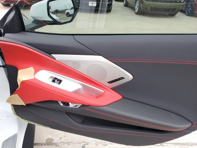 2025 Chevrolet Corvette 2LT Image 10 of 28