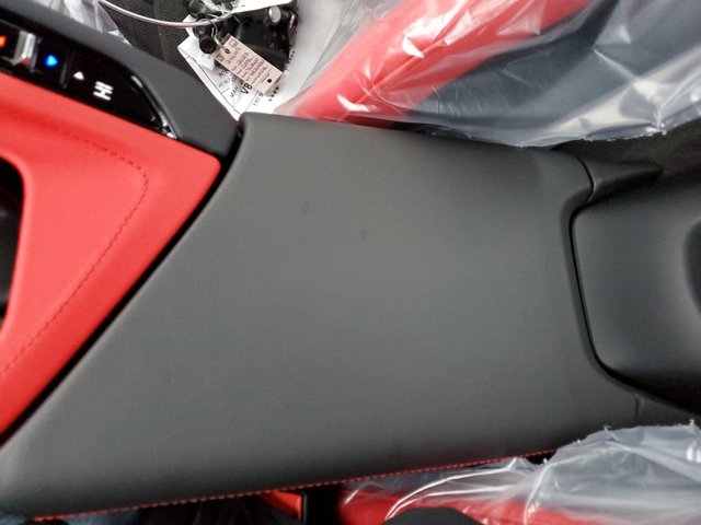 2025 Chevrolet Corvette 2LT Image 24 of 28