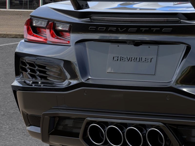 2025 Chevrolet Corvette 2LZ Image 18 of 25