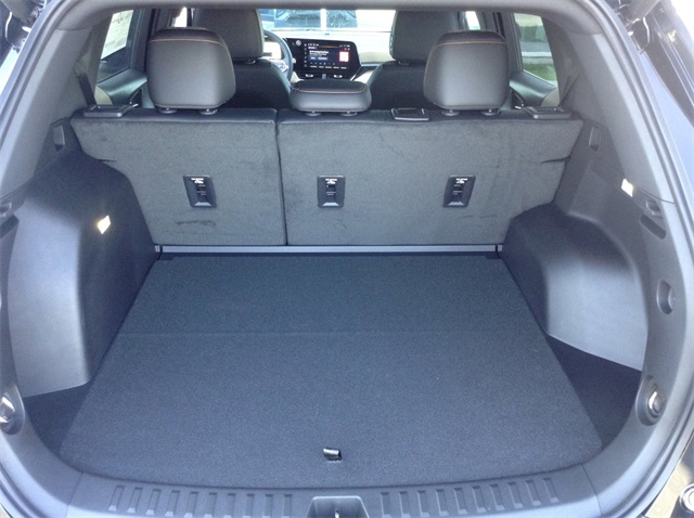 Vehicle image 26 of 34