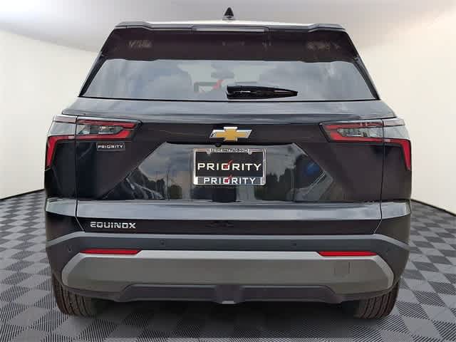 Vehicle image 4 of 22